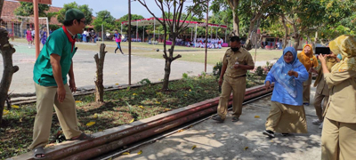 Lomba Estafet Kelereng